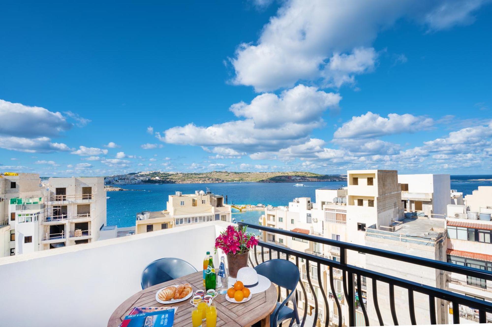 Seashells 2 Bedroom Apartment With Sunny Terrace With Stunning Sea Views - By Getawaysmalta St. Paul's Bay Exterior photo