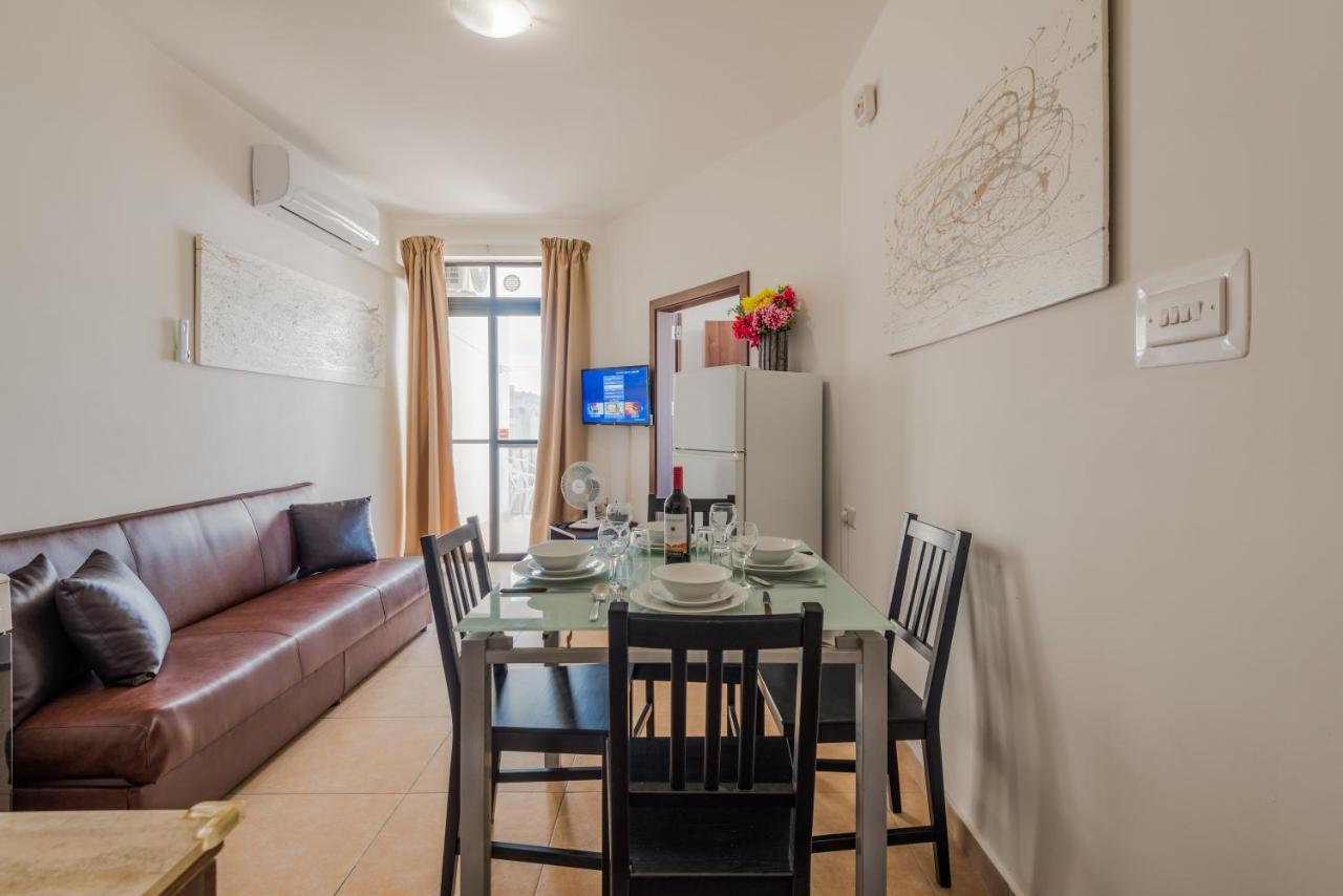 Seashells 2 Bedroom Apartment With Sunny Terrace With Stunning Sea Views - By Getawaysmalta St. Paul's Bay Exterior photo